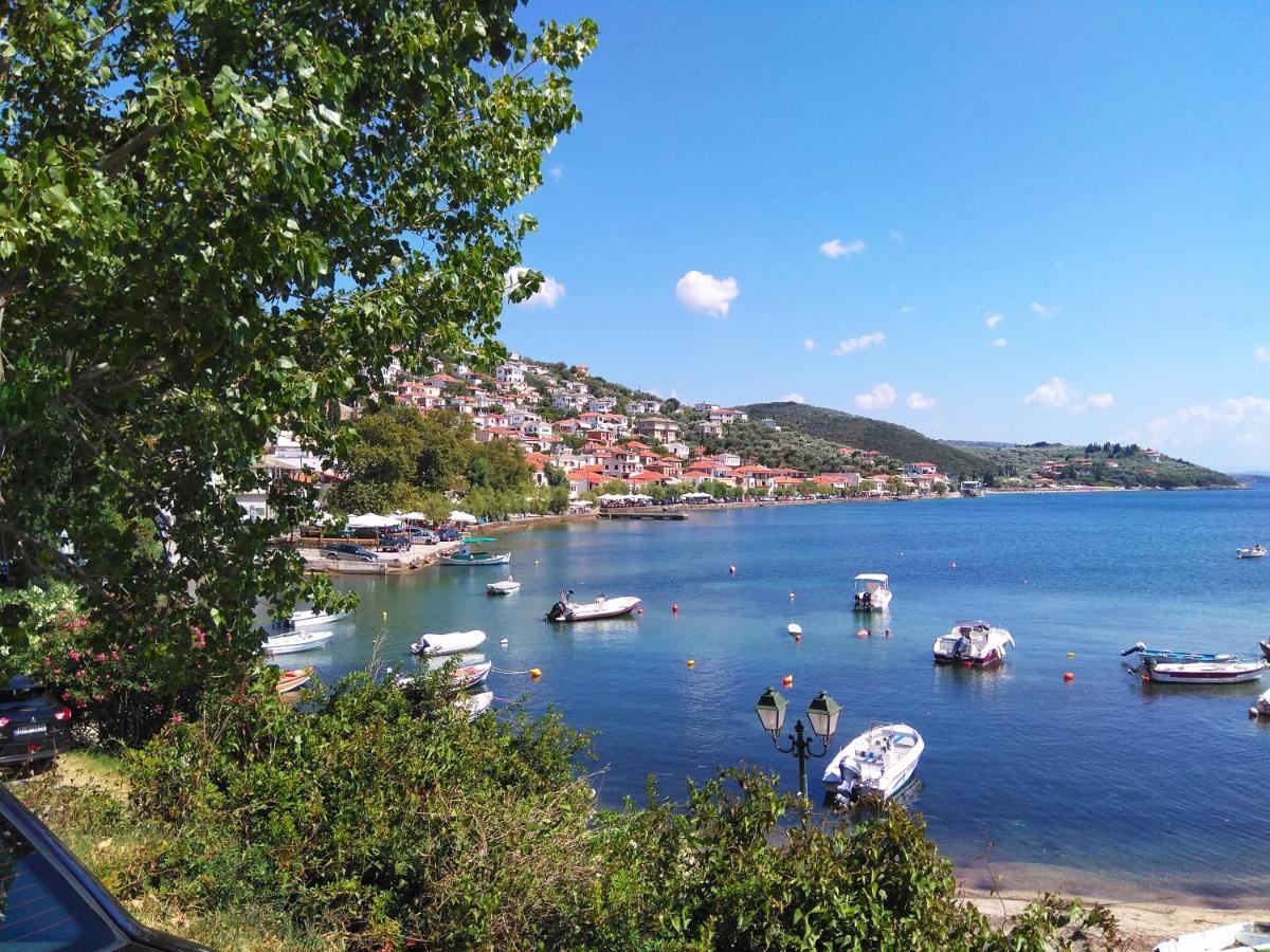 Marina Traditional Stonehouse Afetai Exterior foto