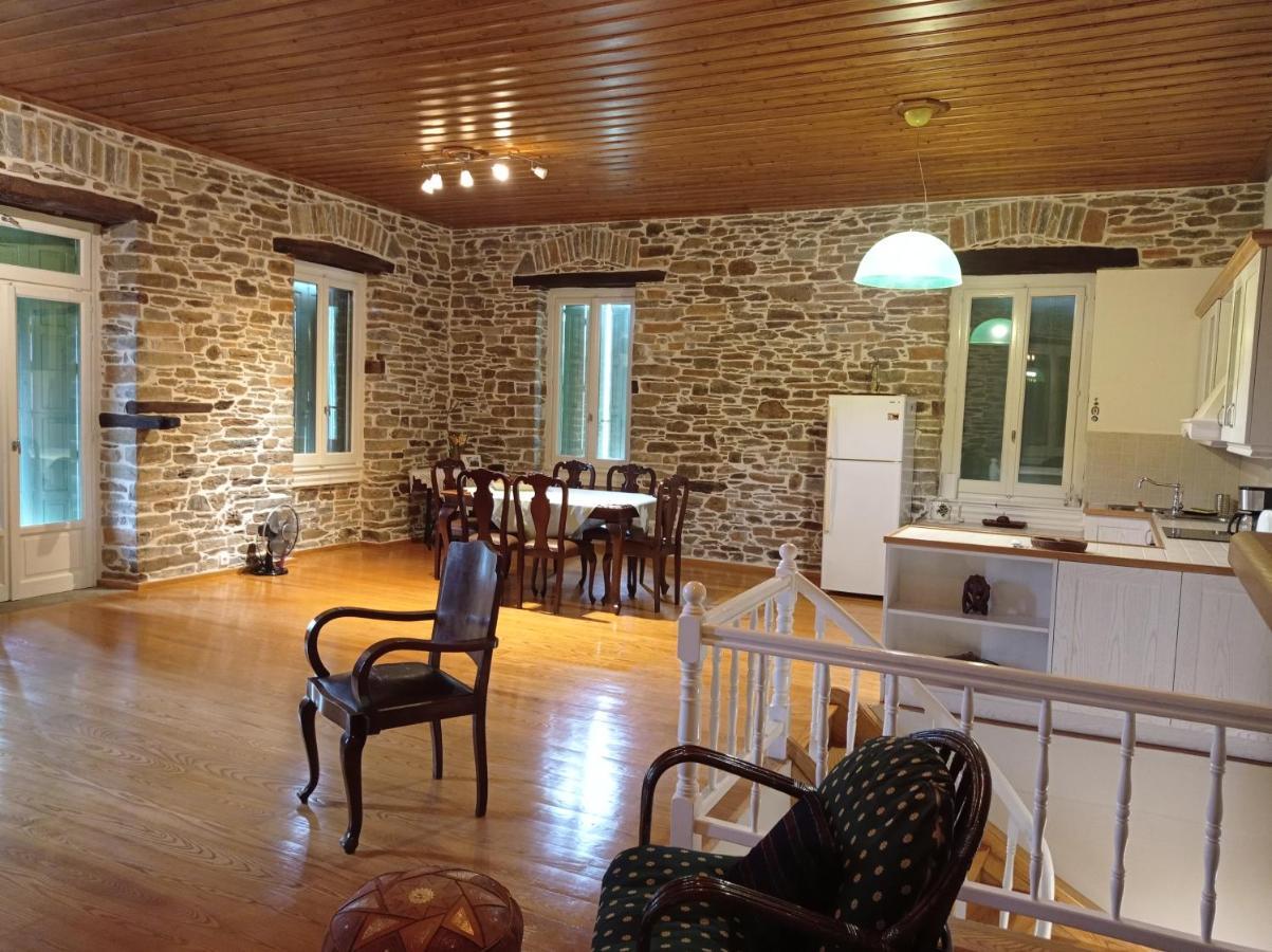 Marina Traditional Stonehouse Afetai Exterior foto
